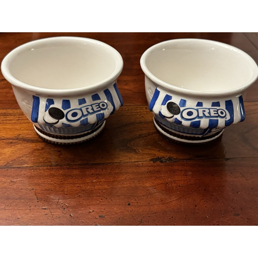 Two Vintage Oreo Cookie Ice Cream Shoppe Sundae Bowls Houston Harvest